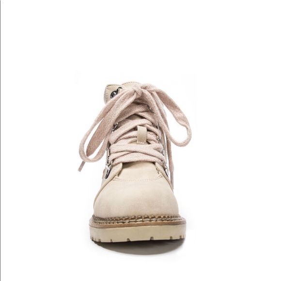 ✨SOLD✨DIRTY LAUNDRY Cristal Micro Sue Bootie - Picture 2 of 4